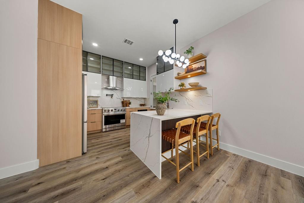 1921 Morris Street, Dallas, TX 75212