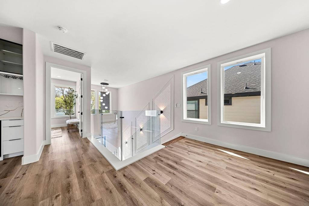 1921 Morris Street, Dallas, TX 75212