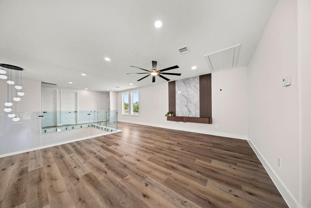 1921 Morris Street, Dallas, TX 75212