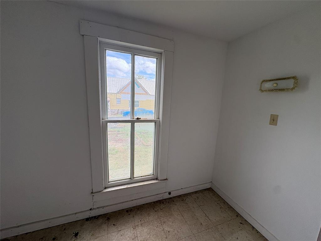 104 A E North Street, Hico, TX 76457
