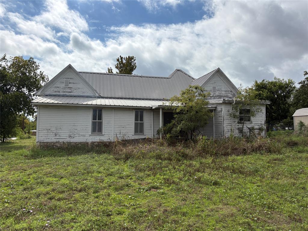 104 A E North Street, Hico, TX 76457