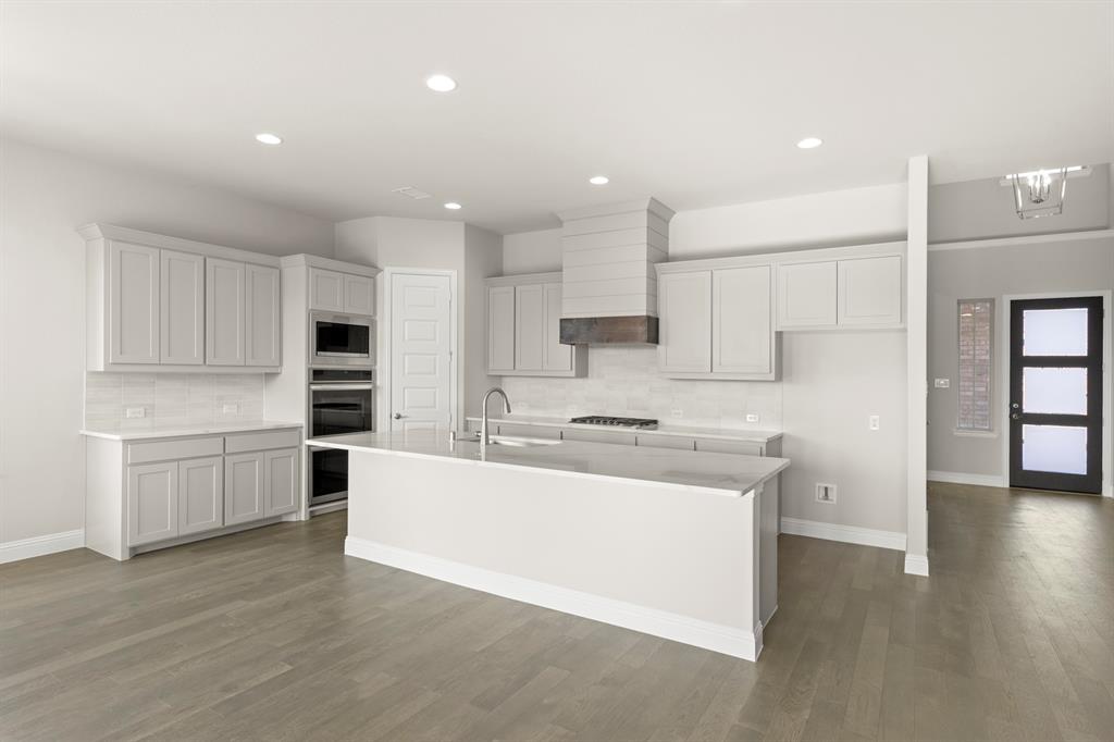 7_10. 1928 Wishon - Kitchen (2).jpg