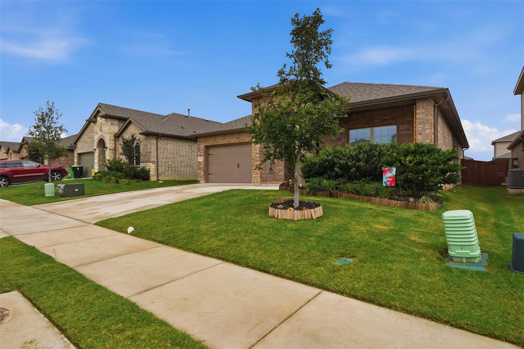 2220 Dyre Drive, Haslet, TX 76052