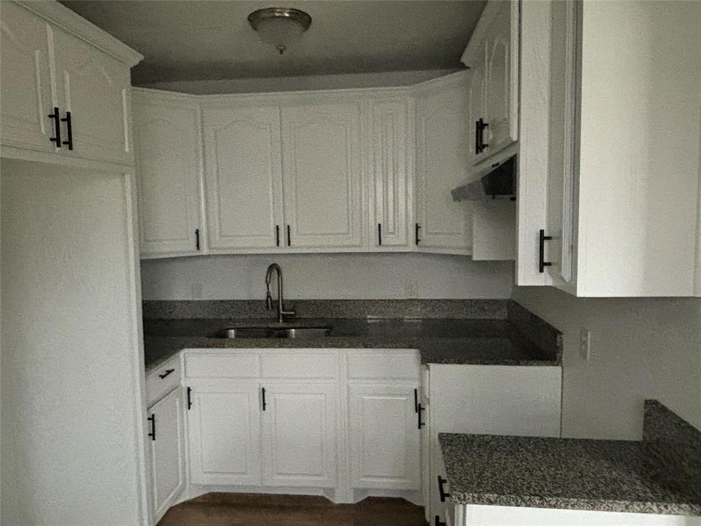 401 E Freeman Street, Ennis, TX 75119