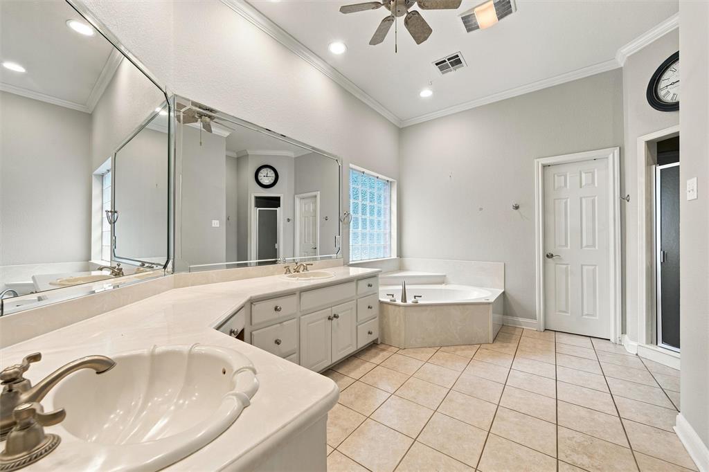 7918 Old Mcgregor Road, Woodway, TX 76712
