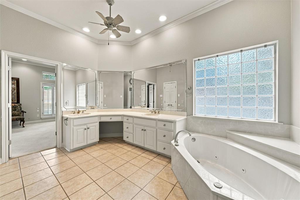 7918 Old Mcgregor Road, Woodway, TX 76712