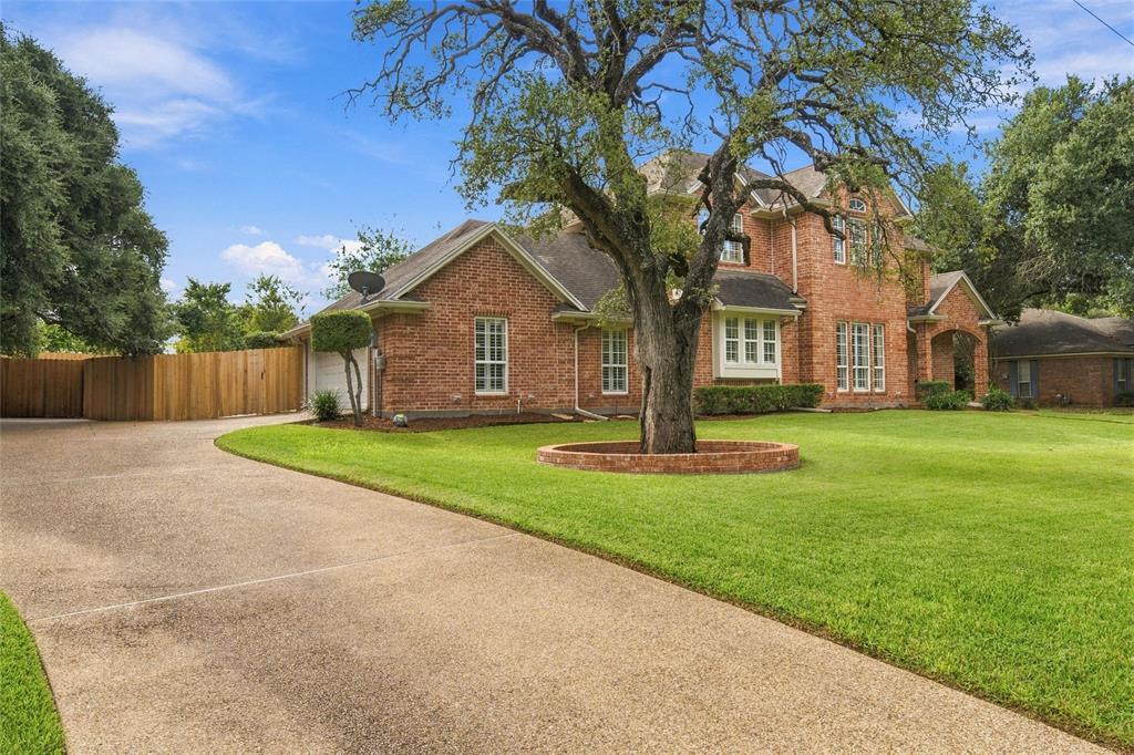 7918 Old Mcgregor Road, Woodway, TX 76712