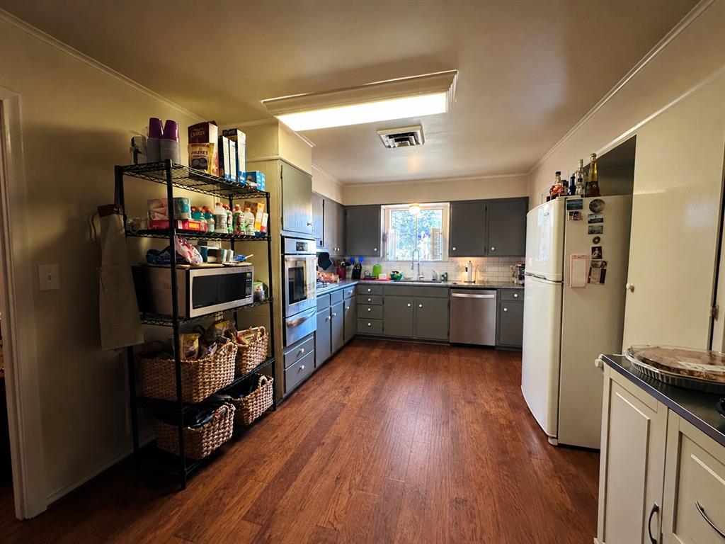 413 Davis Drive, Athens, TX 75751