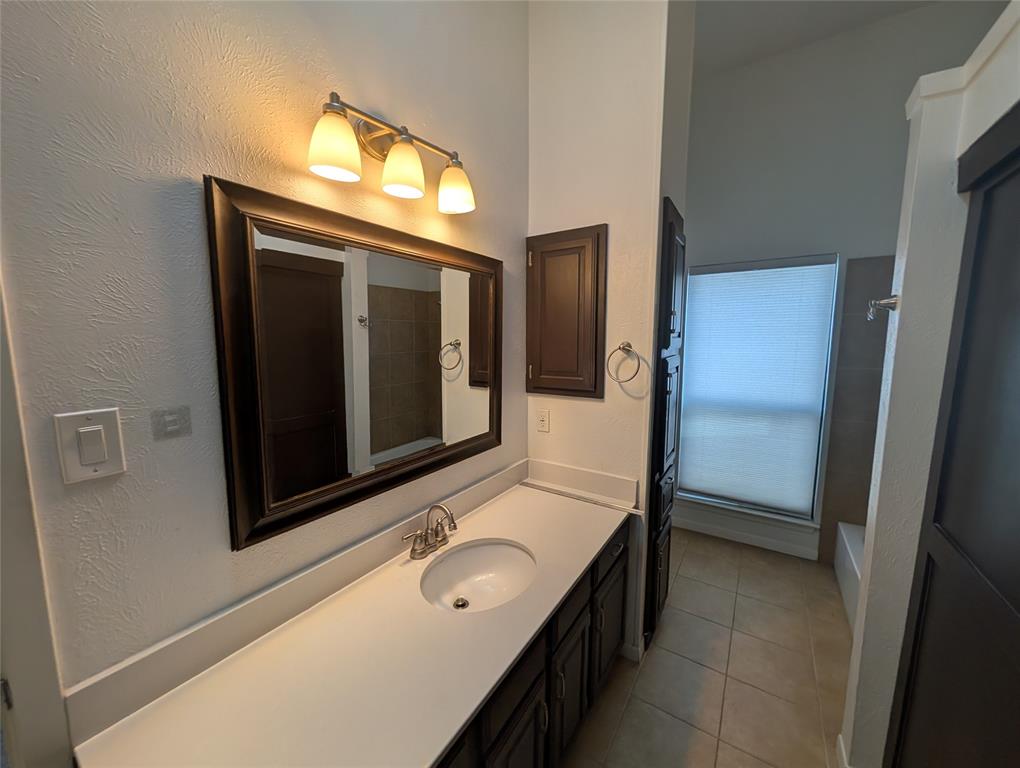 17490 Meandering Way, #1005, Dallas, TX 75252