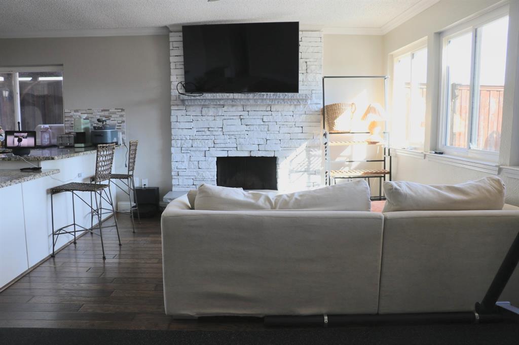 2400 Raintree Drive, Plano, TX 75074