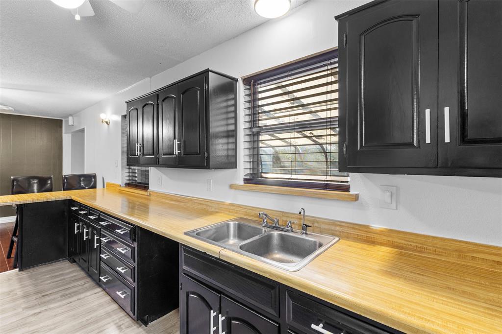 1826 Cunningham Street, Irving, TX 75062