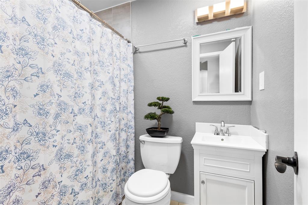 1826 Cunningham Street, Irving, TX 75062