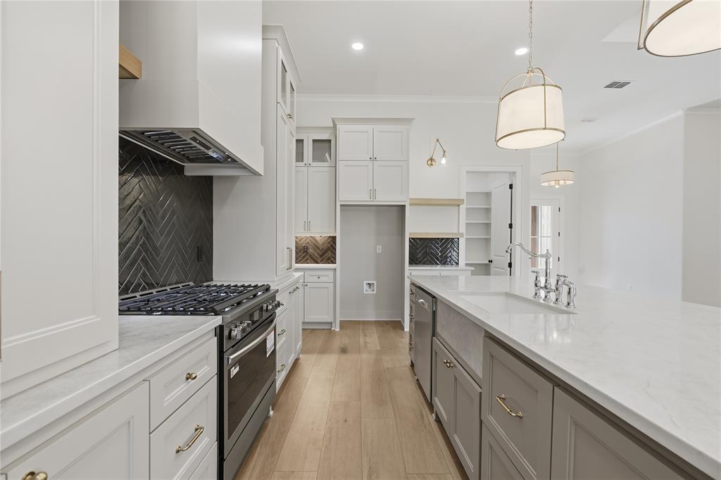 14017 Hidden Brook Lane, Flint, TX 75762