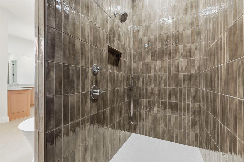 14017 Hidden Brook Lane, Flint, TX 75762