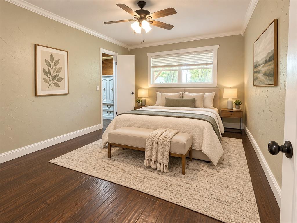 Wood-finish flooring, ceiling fan with integrated lighting, window with horizontal blinds, and textured wall finish