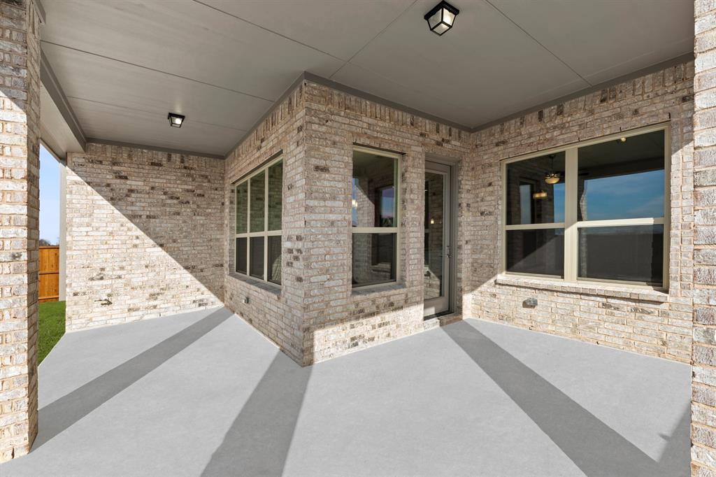 23_24. 3306 Agnew - Patio