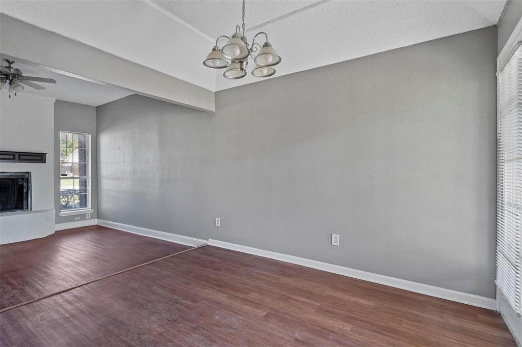 810 Custer Street, Arlington, TX 76014
