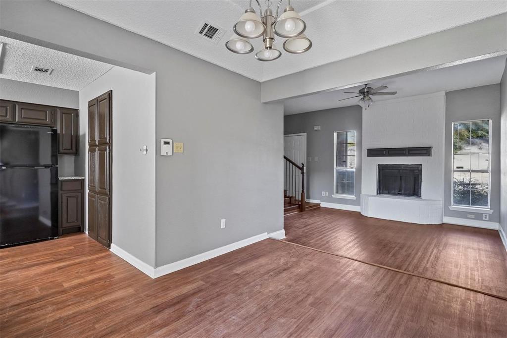 810 Custer Street, Arlington, TX 76014