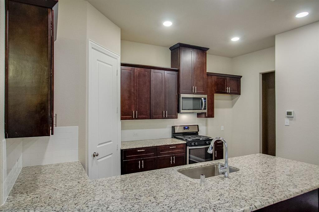 2209 Pinnacle Lane, Flower Mound, TX 75028