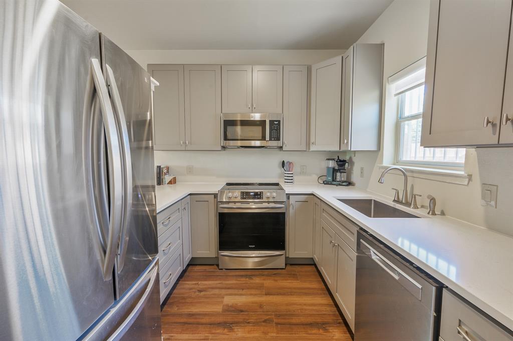1332 Grigsby Avenue, Dallas, TX 75204
