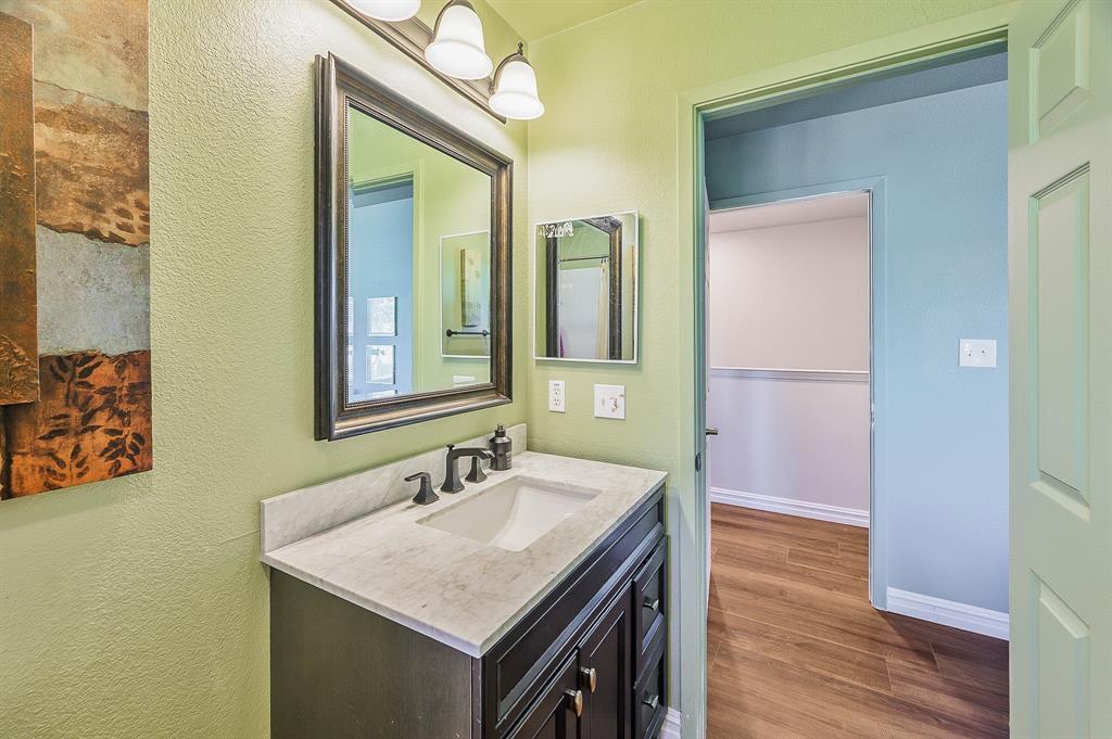 1332 Grigsby Avenue, Dallas, TX 75204