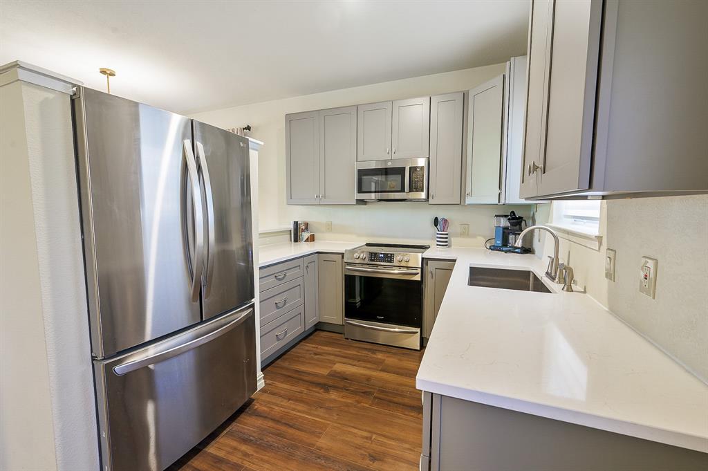 1332 Grigsby Avenue, Dallas, TX 75204