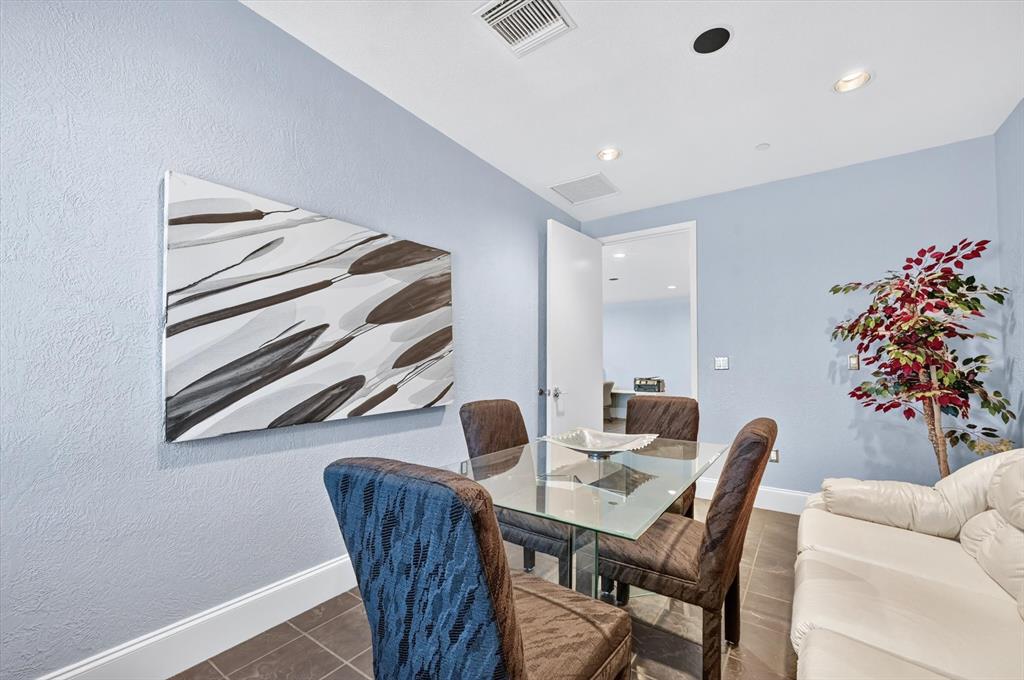 5208 Village Creek, #102, Plano, TX 75093