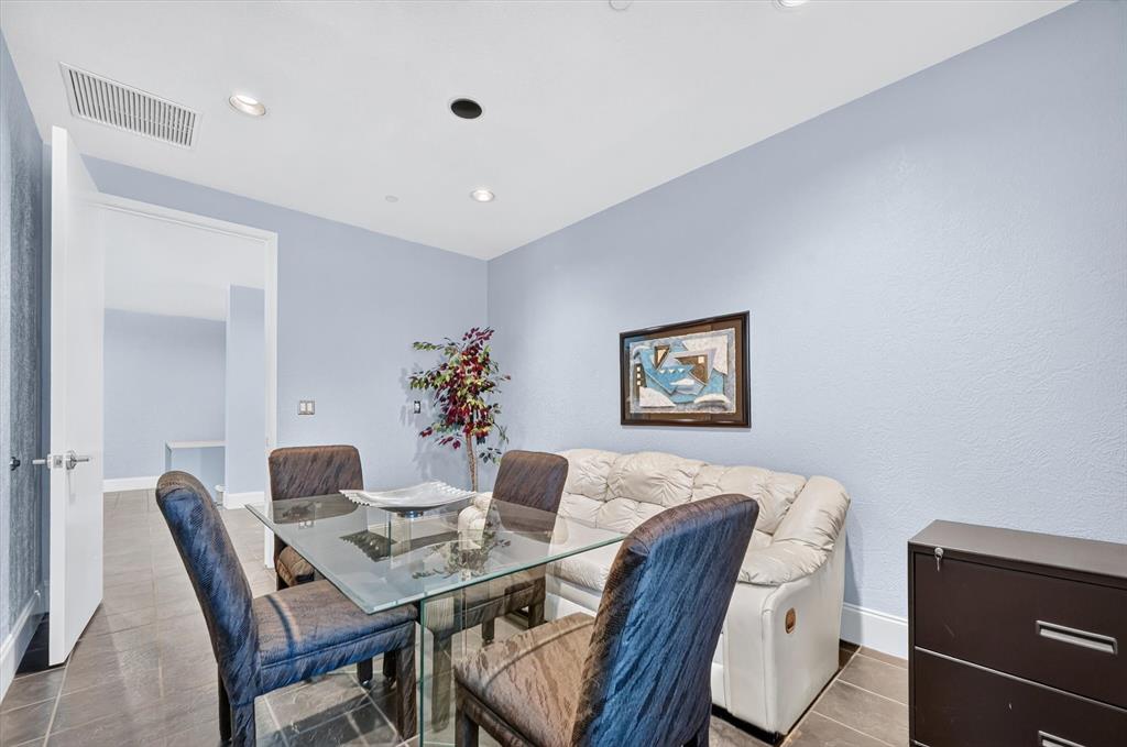 5208 Village Creek, #102, Plano, TX 75093