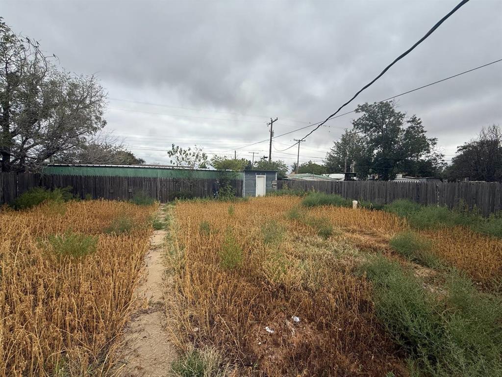 306 Osage Avenue, Post, TX 79356