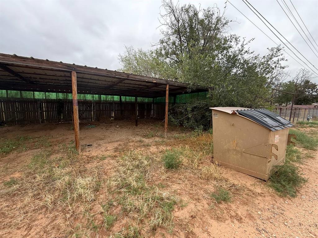 306 Osage Avenue, Post, TX 79356