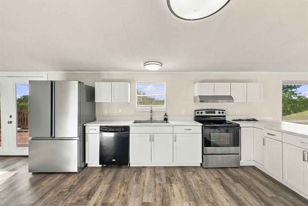 611 Austin Street, Cisco, TX 76437