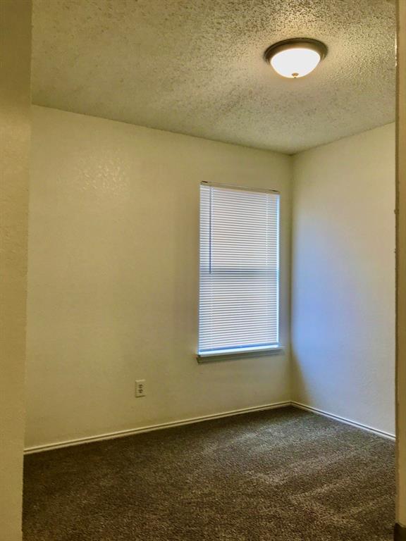 3936 Scarsdale Lane, Dallas, TX 75227