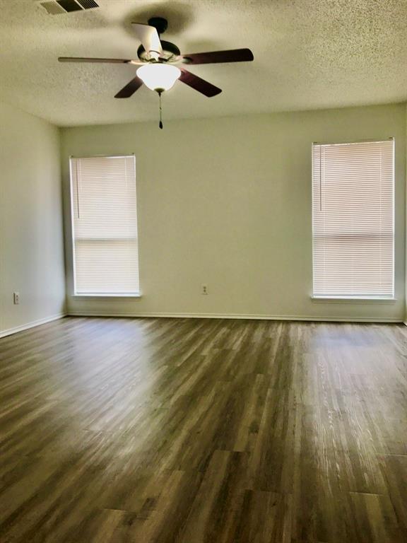 3936 Scarsdale Lane, Dallas, TX 75227