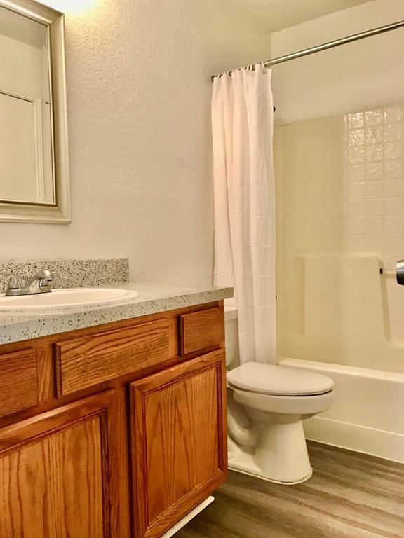 3936 Scarsdale Lane, Dallas, TX 75227