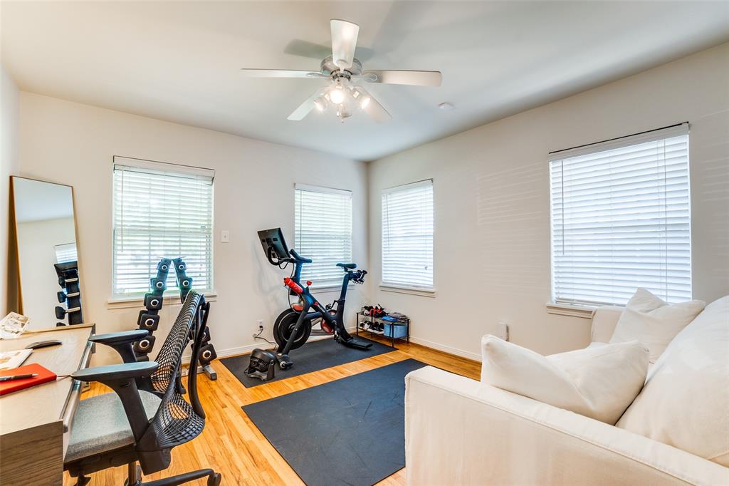 7627 Robin Road, Dallas, TX 75209