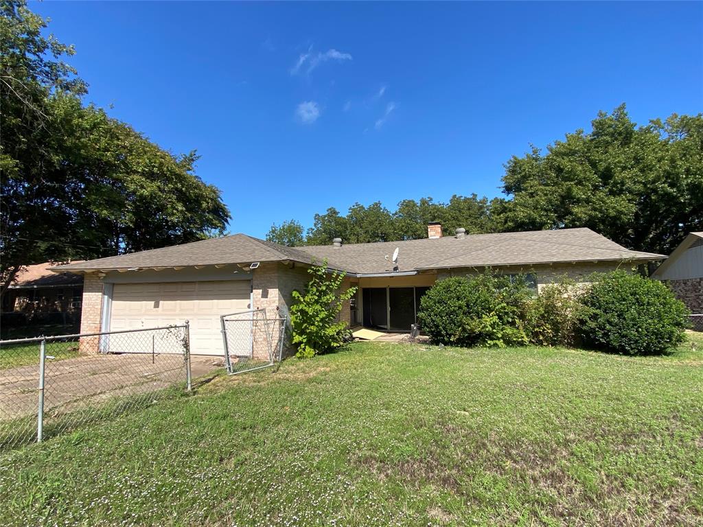 308 Valleyglen Drive, DeSoto, TX 75115 308 Valleyglen Drive, DeSoto, TX 75115
