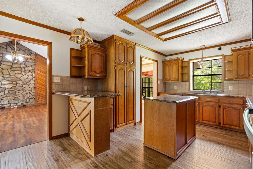 1604 Hollow Way Lane, Quinlan, TX 75474