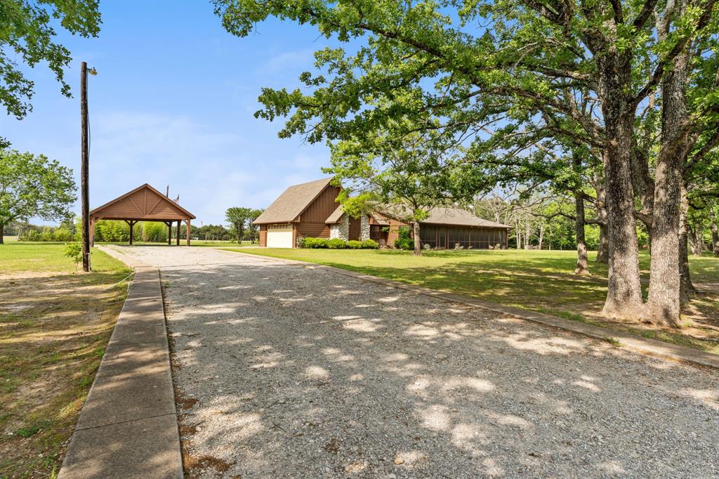 1604 Hollow Way Lane, Quinlan, TX 75474