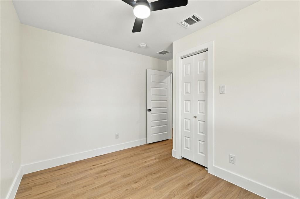 Secondary bedroom