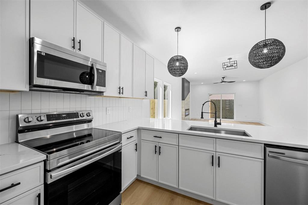 2315 Starks Avenue, Dallas, TX 75215