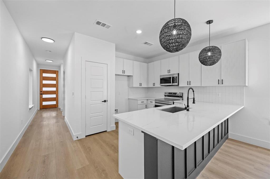 2315 Starks Avenue, Dallas, TX 75215