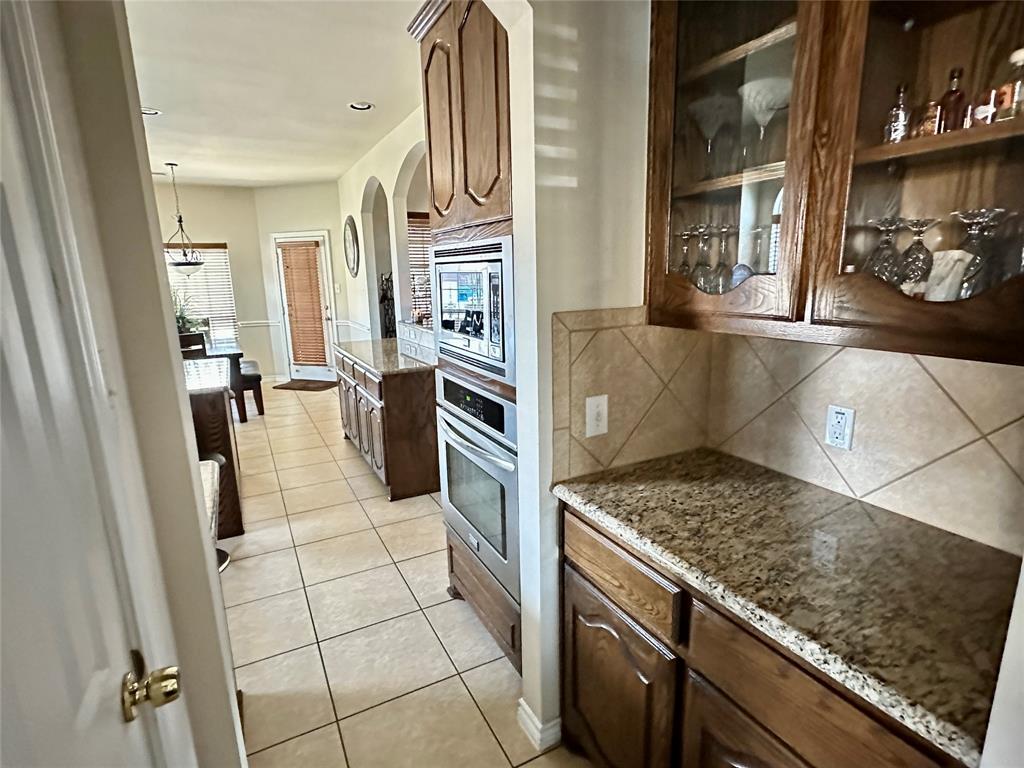 715 Clement Drive, Cedar Hill, TX 75104