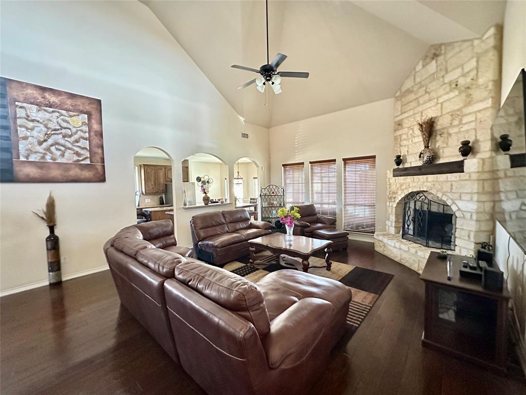 715 Clement Drive, Cedar Hill, TX 75104