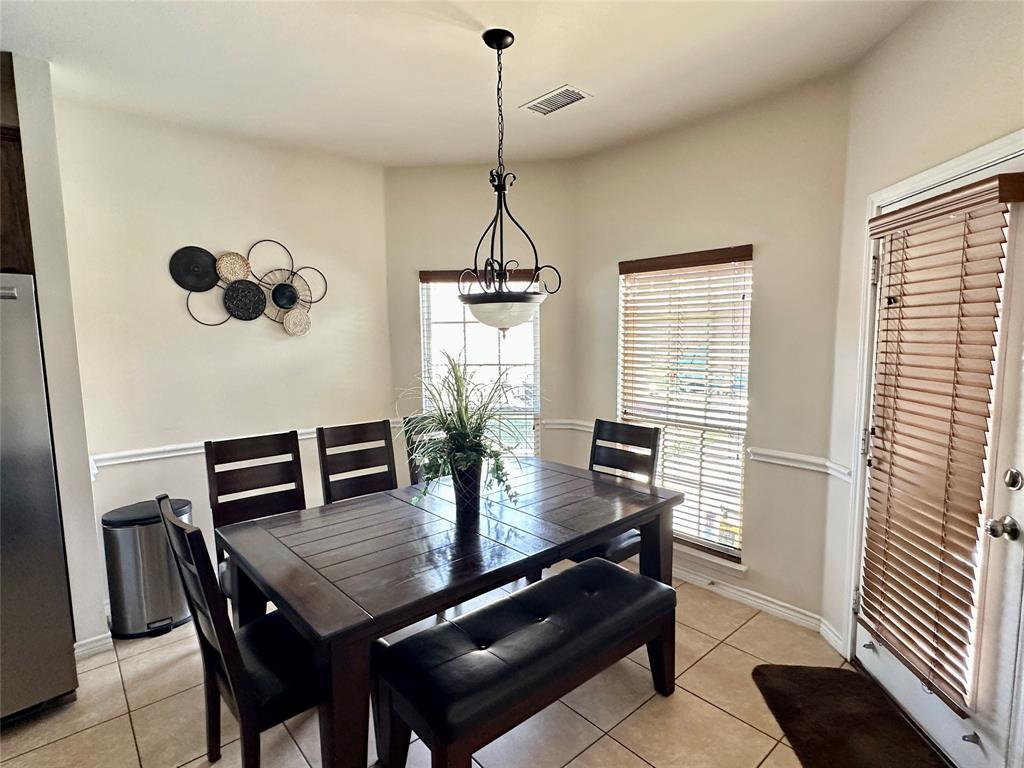 715 Clement Drive, Cedar Hill, TX 75104