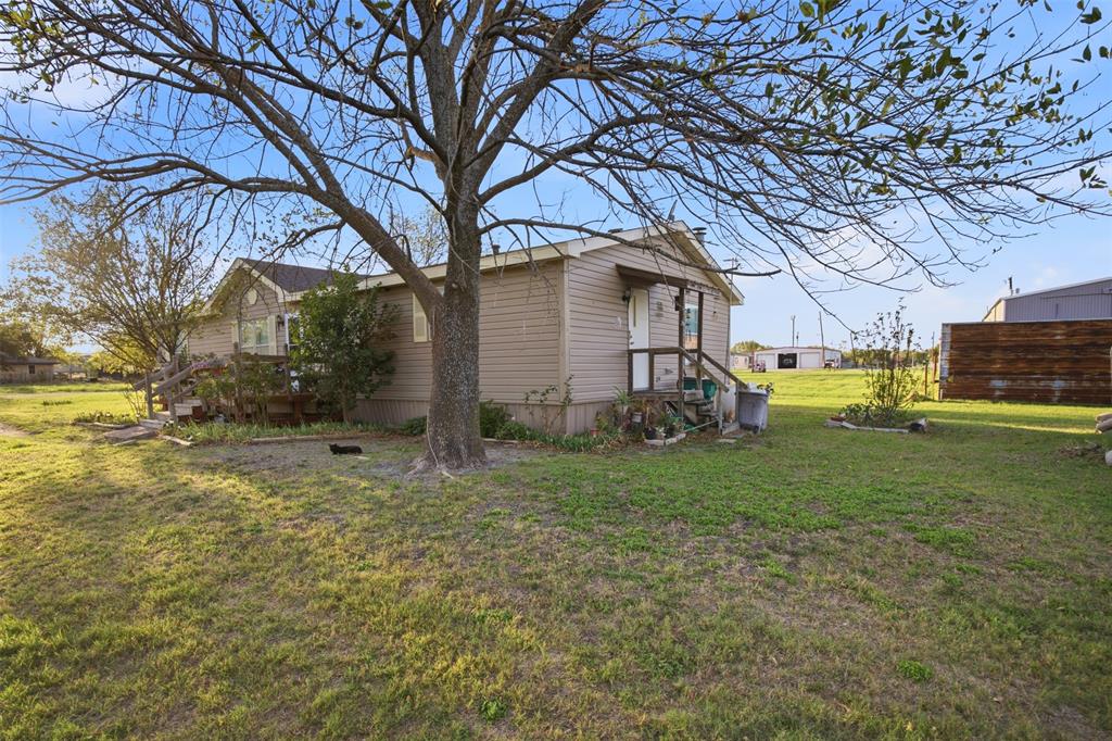 103 Ellis Street, Bardwell, TX 75101