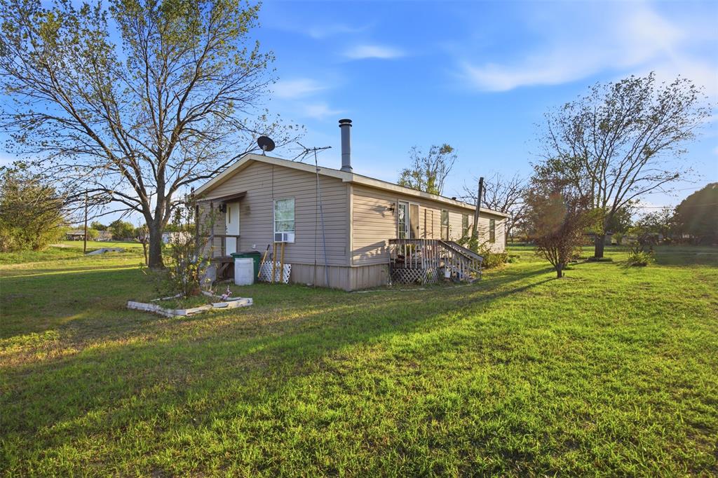 103 Ellis Street, Bardwell, TX 75101