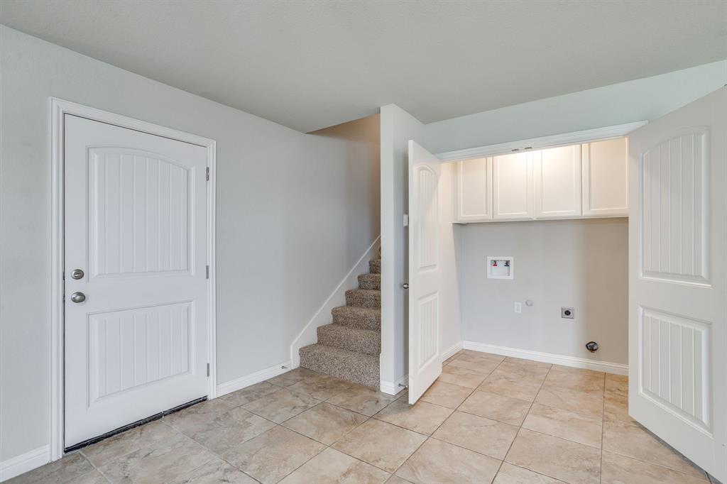 3002 Weave Court, Granbury, TX 76049