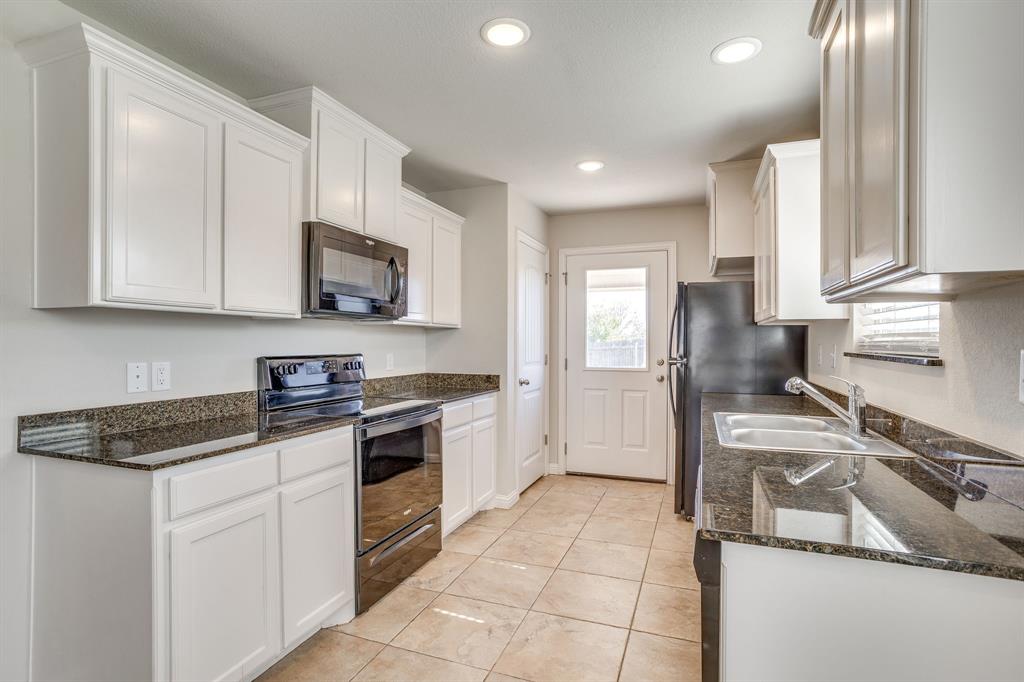 3002 Weave Court, Granbury, TX 76049
