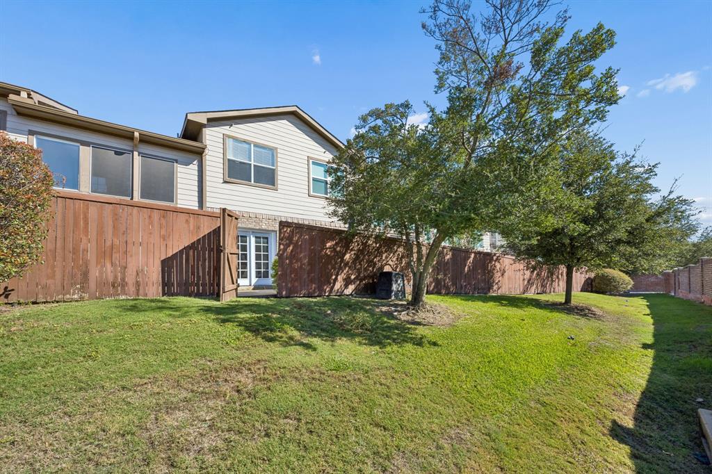 916 Avondale Lane, Plano, TX 75025