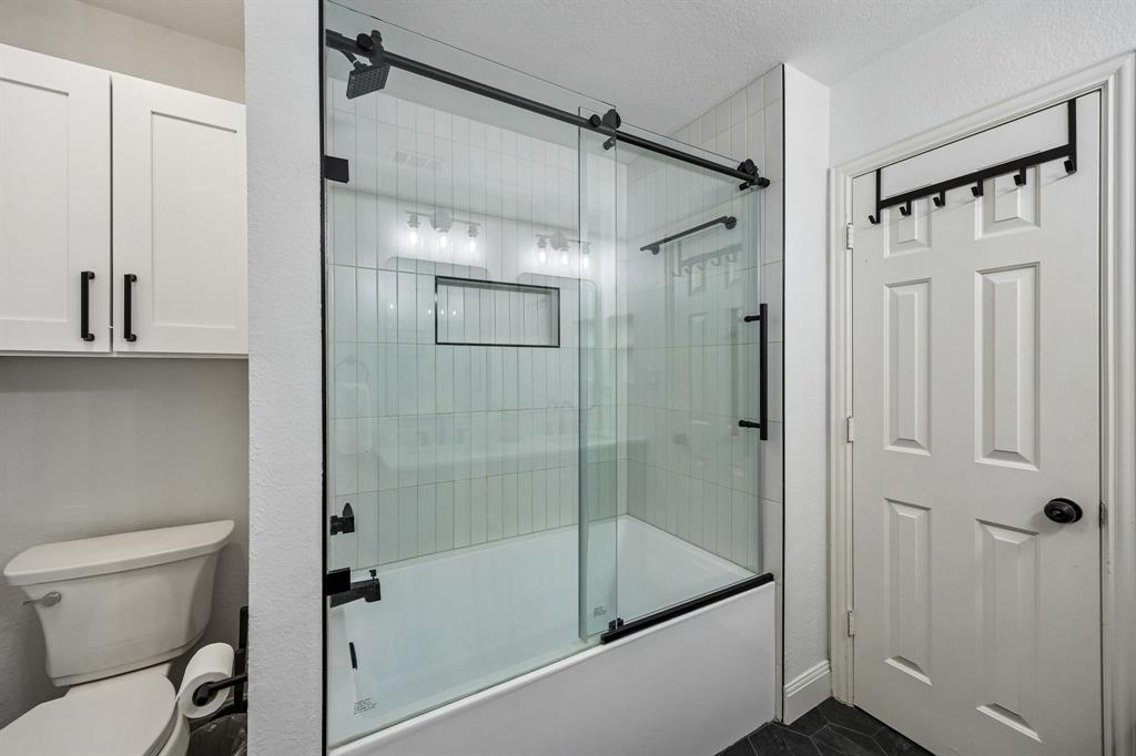 916 Avondale Lane, Plano, TX 75025